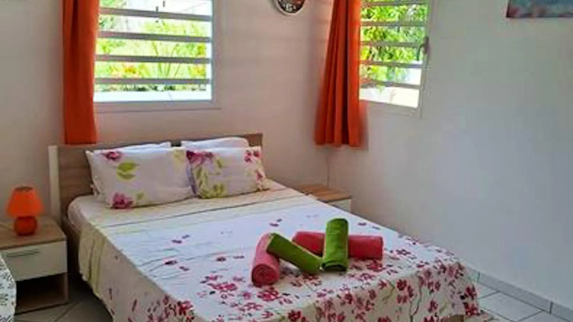 Maison De Charme A Petit Bourg Avec Piscine Partagee Гваделупа